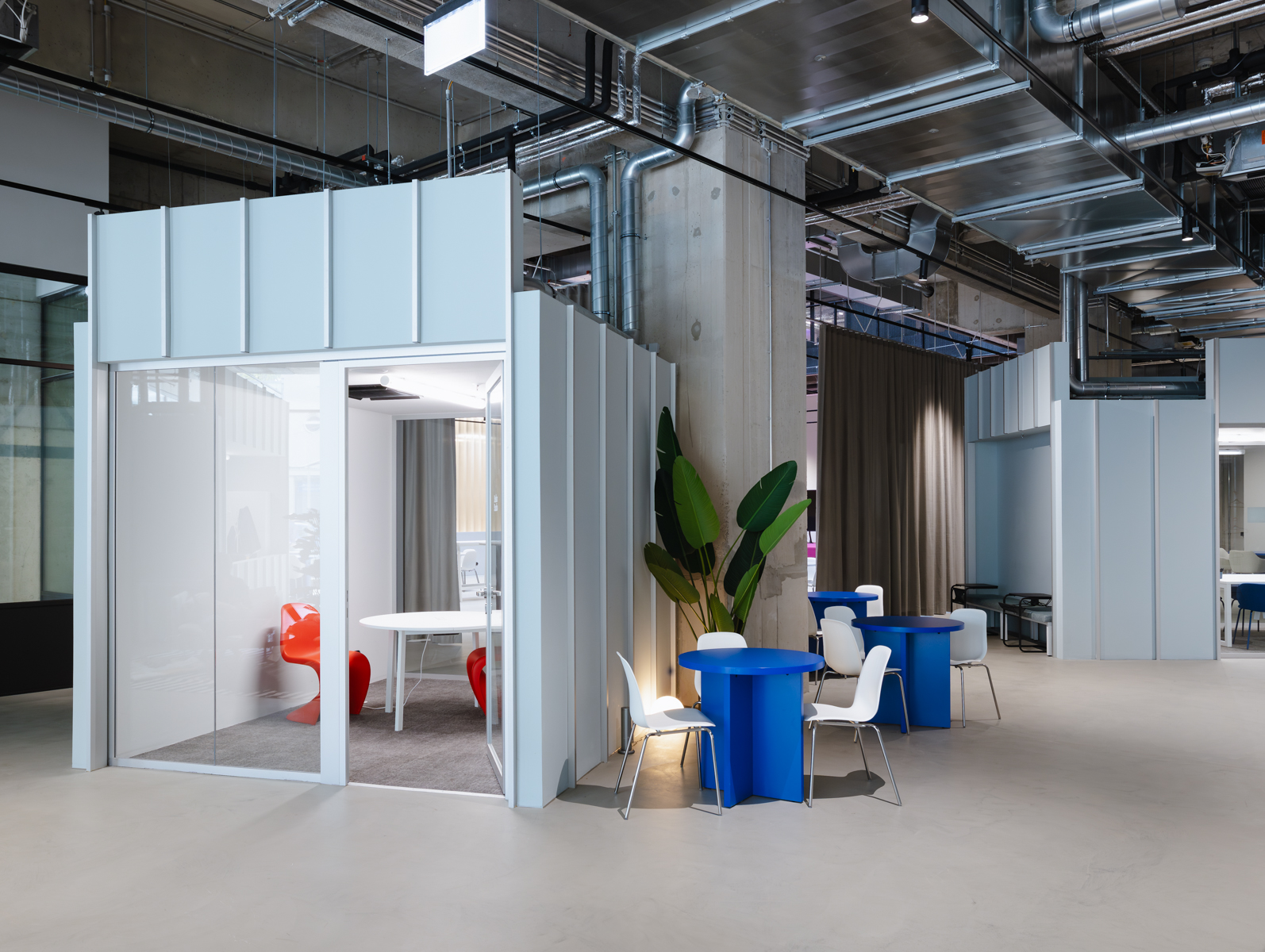 Best Work Environments for Startup Founders